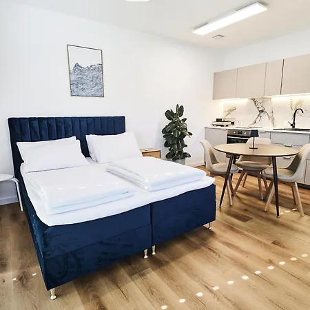 Alpine Nest Apartman *