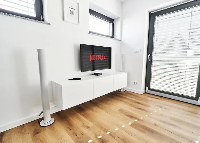 Alpine Nest דירה